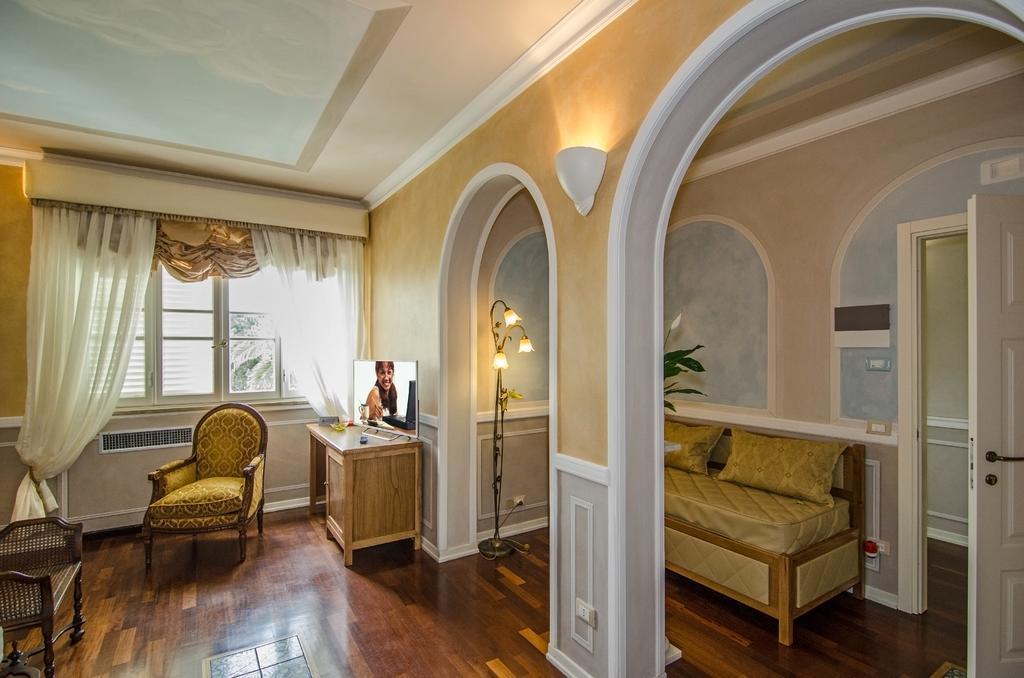La Chandelle Massarosa Ngoại thất bức ảnh